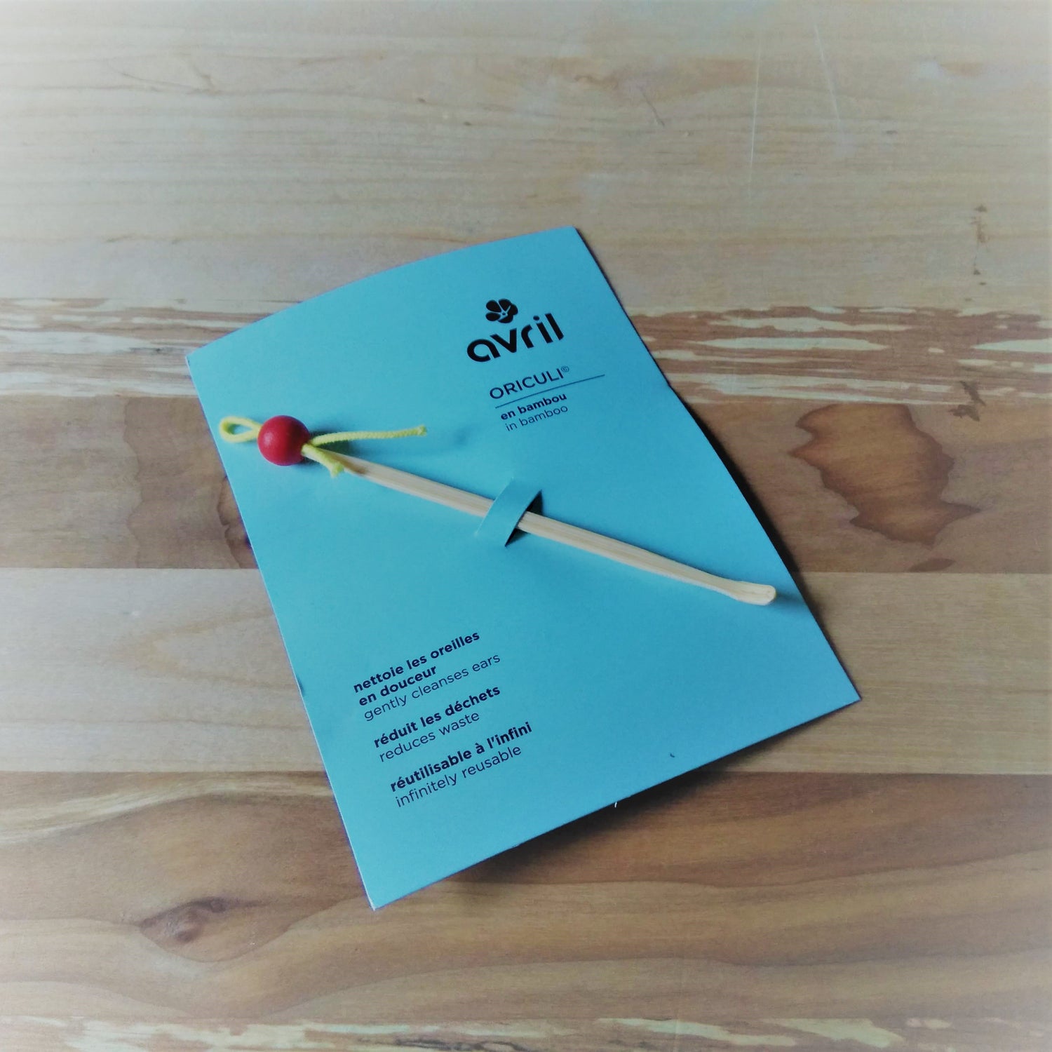 Avril oriculi korvienpuhdistustikku